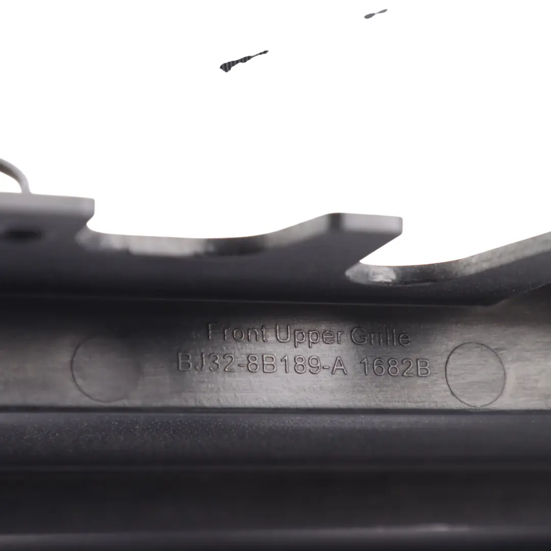 Front Bumper Centre Grille Grill Cover Panel to Range Rover Evoque L538 with Part number LR036714 Range Rover Evoque L538 Front Bumper Centre Grille Grill Cover Panel - SKU LR036714 - Part number LR036714