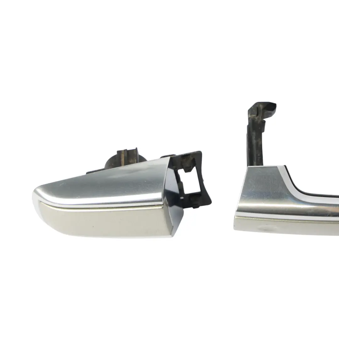 Exterior Door Handle Front Rear Left Right Ipanema 824 to Range Rover Evoque L538 with Part number LR038468 Range Rover Evoque L538 Exterior Door Handle Front Rear Left Right Ipanema 824 - SKU LR038468-ISA - Part number LR038468