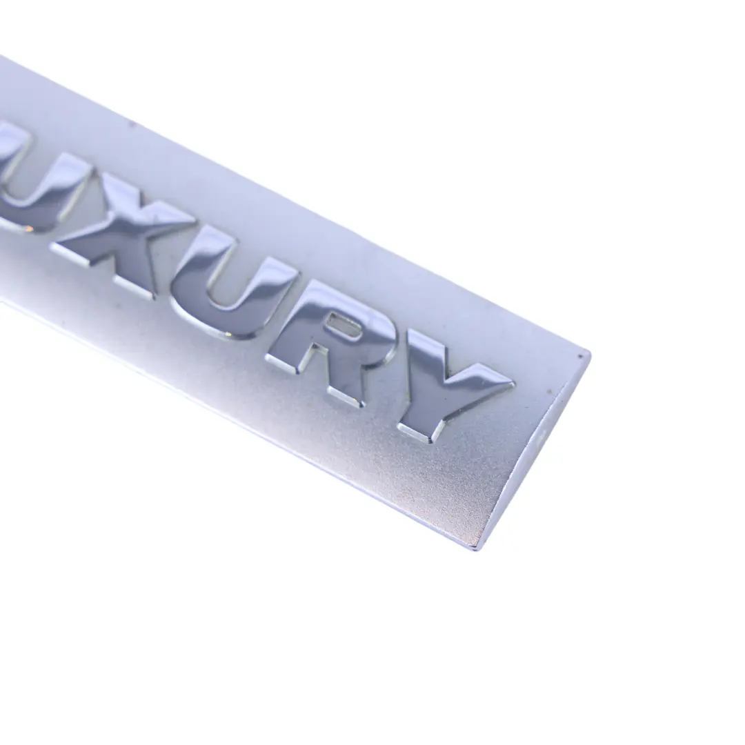 Land Rover Discovery 4 L319 Targhetta Emblema CH2M-001B40-CA - SKU LR039604 - Numero di parte LR039604