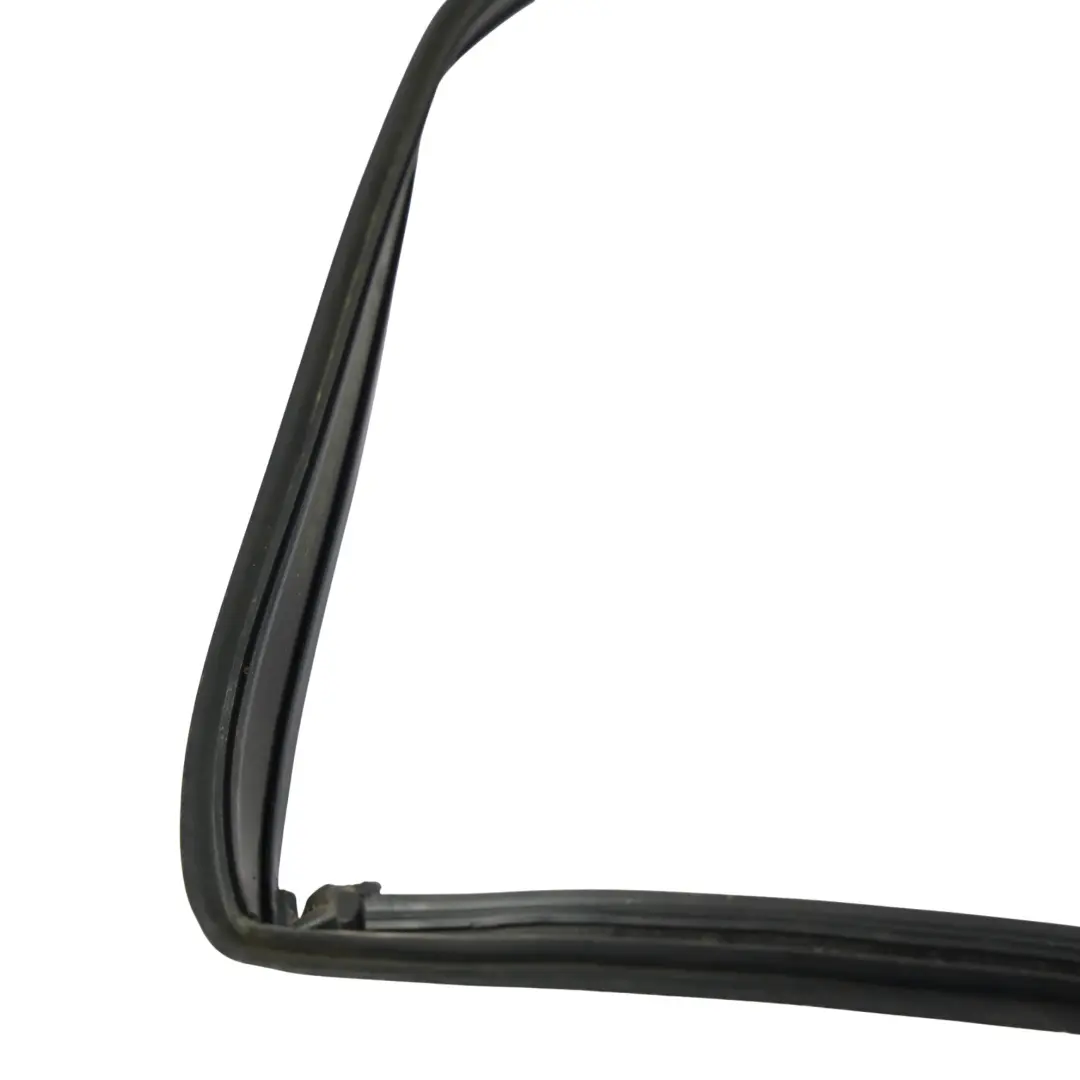 Range Rover L538 Door Window Frame Seal Gasket Rear Right O/S BJ32-25766-AE - SKU LR040926 - Part number LR040926