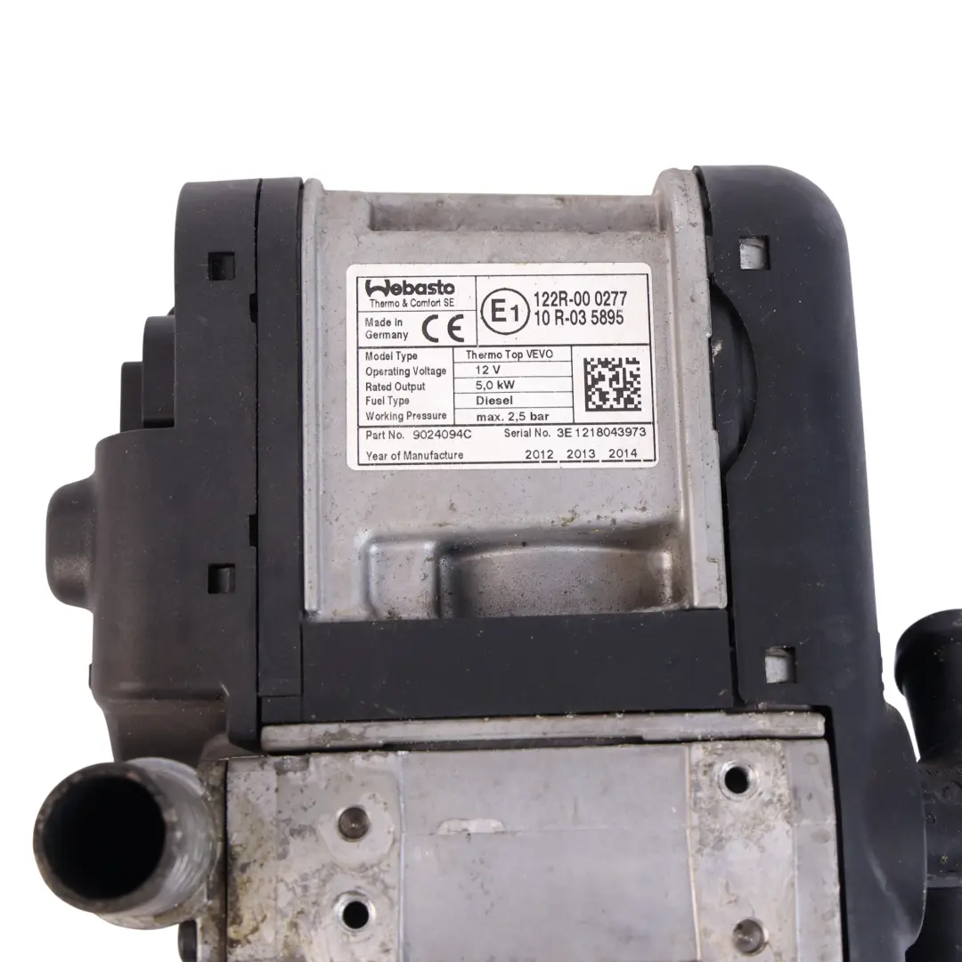 Benzin Webasto Zusatzheizung AH22-18K463-BA für Land Rover Discovery 4 L319 mit Teilenummer LR041675 Land Rover Discovery 4 L319 Benzin Webasto Zusatzheizung AH22-18K463-BA - SKU LR041675 - Teilenummer LR041675