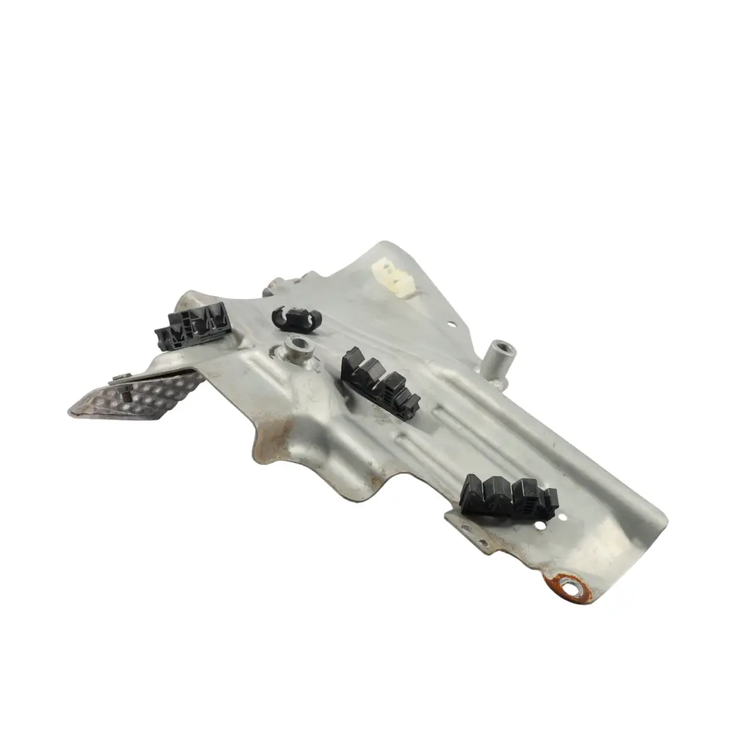 Tapa Tubo Retorno Combustible Embellecedor Suelo CH22-9H334-AF para Land Rover L319 con número de pieza LR043407 Land Rover L319 Tapa Tubo Retorno Combustible Embellecedor Suelo CH22-9H334-AF - SKU LR043407 - Número de pieza LR043407