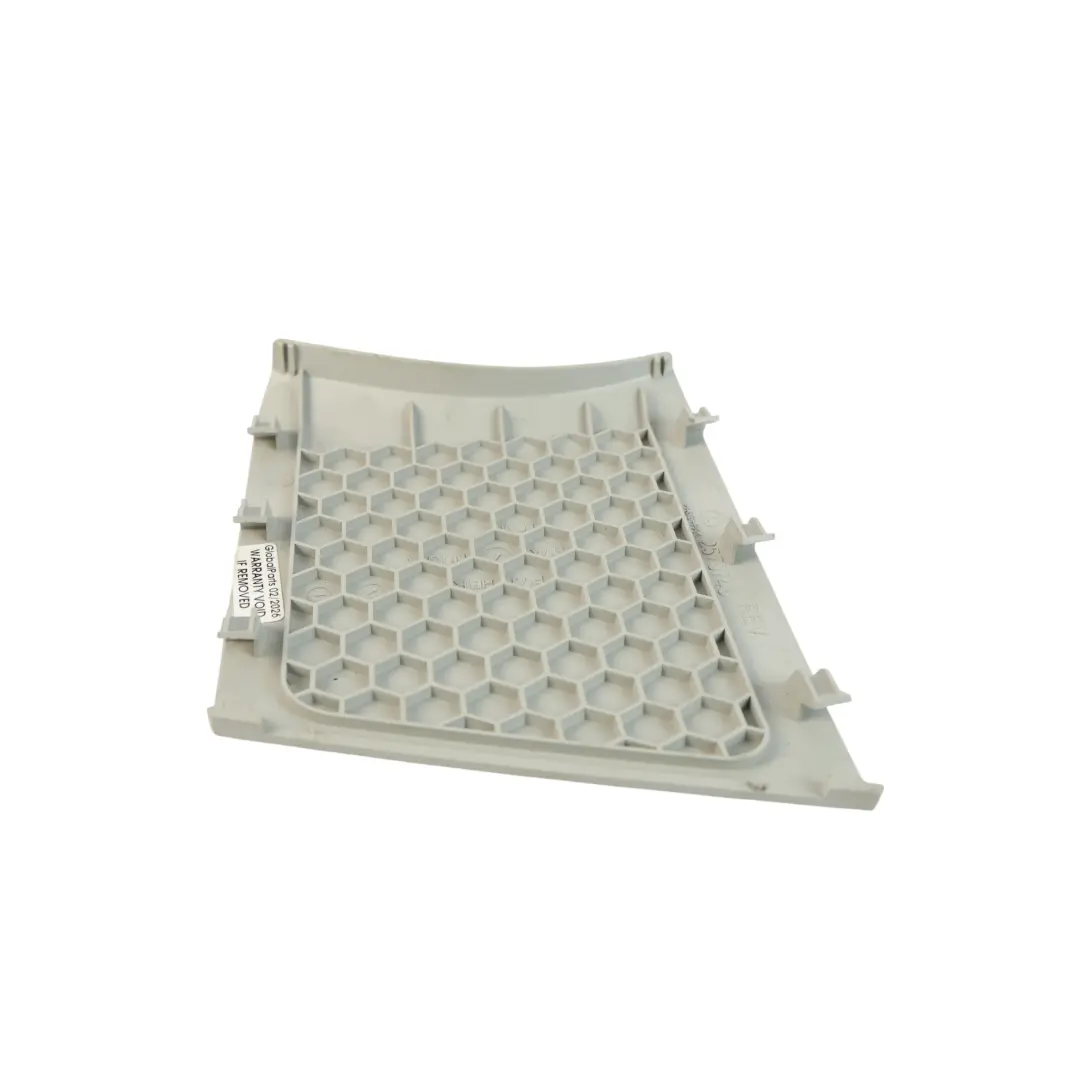 Osłona Fotela Przedniego Boczna Prawa do Land Rover Discovery L550 o numerze LR058737 Land Rover Discovery L550 Osłona Fotela Przedniego Boczna Prawa - SKU LR058737 - Numer Części LR058737