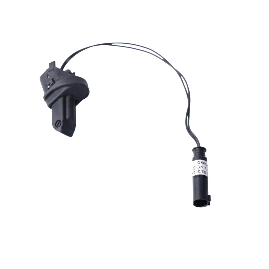 Ugelo Spruzatore Acqua Parabreza Anteriore per Land Rover Discovery L550 con numero di parte LR059996 Land Rover Discovery L550 Ugelo Spruzatore Acqua Parabreza Anteriore - SKU LR059996 - Numero di parte LR059996