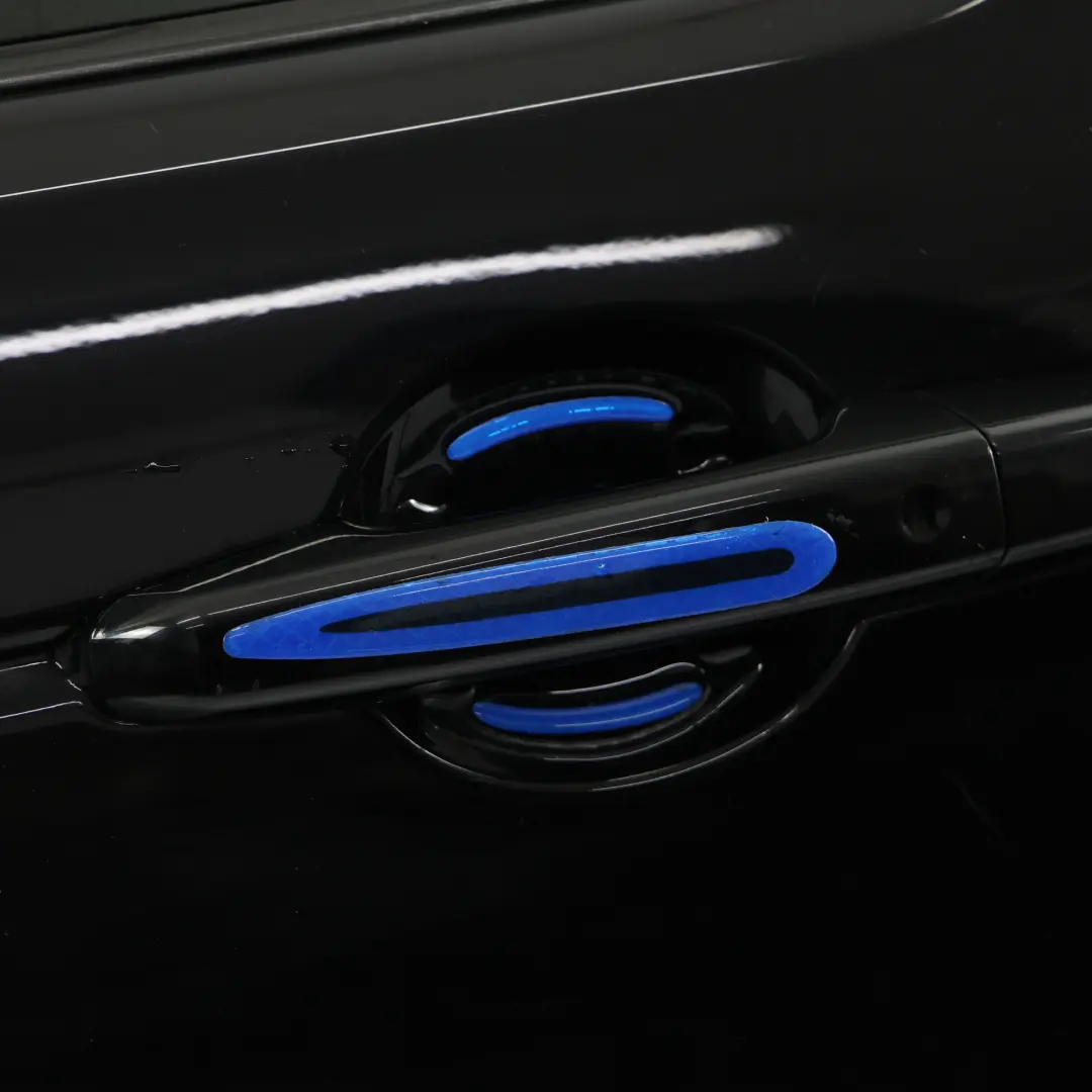 Land Rover Discovery Sport L550 Porte Arrière Gauche Santorini Black Noir - 820 - SKU LR061285-SAB - Numéro de pièce LR061285