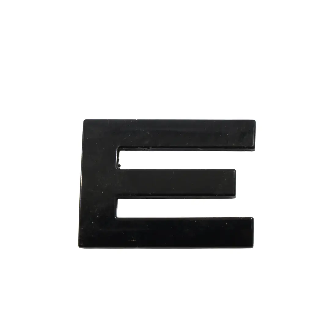 Targhetta Emblema FK72-16605-CA per Land Rover Discovery Sport L550 con numero di parte LR063640 Land Rover Discovery Sport L550 Targhetta Emblema FK72-16605-CA - SKU LR063640 - Numero di parte LR063640