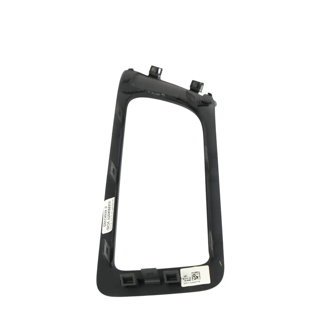 Rivestimento Porta Altoparlante Posteriore Destro FK72-266A20 per Land Rover L550 con numero di parte LR066441 Land Rover L550 Rivestimento Porta Altoparlante Posteriore Destro FK72-266A20 - SKU LR066441 - Numero di parte LR066441