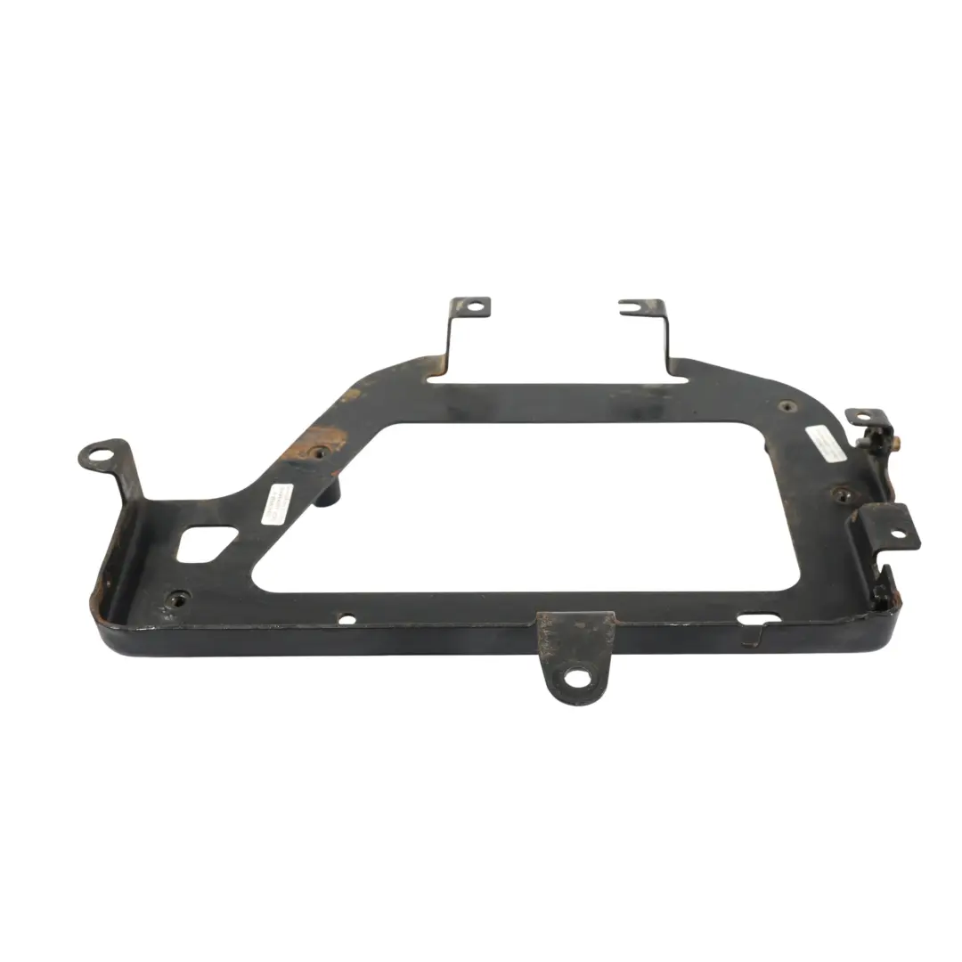 Uchwyt Mocowanie Intercoolera GJ32-6K767-BB do Land Rover Discovery Sport L550 o numerze LR071924 Land Rover Discovery Sport L550 Uchwyt Mocowanie Intercoolera GJ32-6K767-BB - SKU LR071924 - Numer Części LR071924
