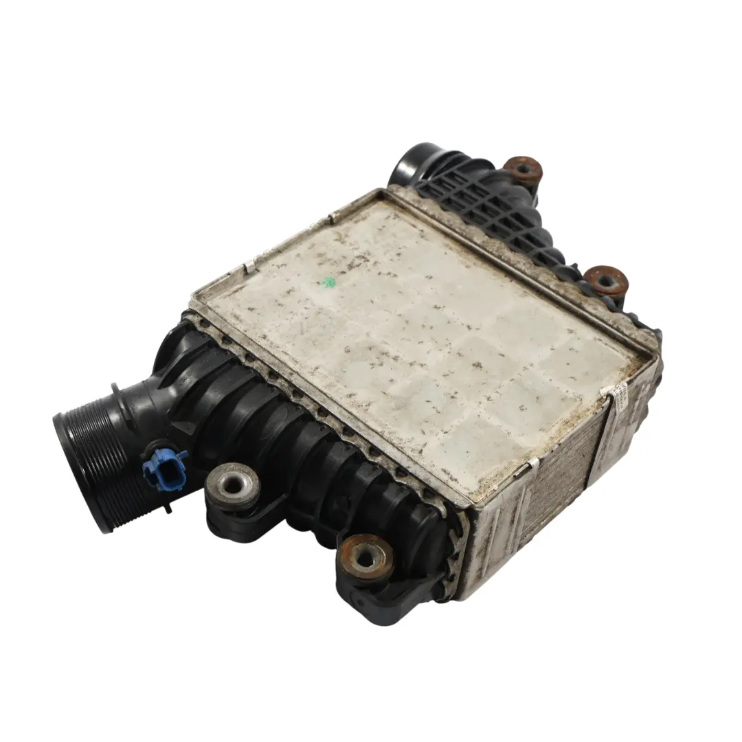 Radiator 2.0 Diesel GJ32-9L440-AB to Land Rover Discovery L550 Air Intercooler with Part number LR072118 Land Rover Discovery L550 Air Intercooler Radiator 2.0 Diesel GJ32-9L440-AB - SKU LR072118 - Part number LR072118