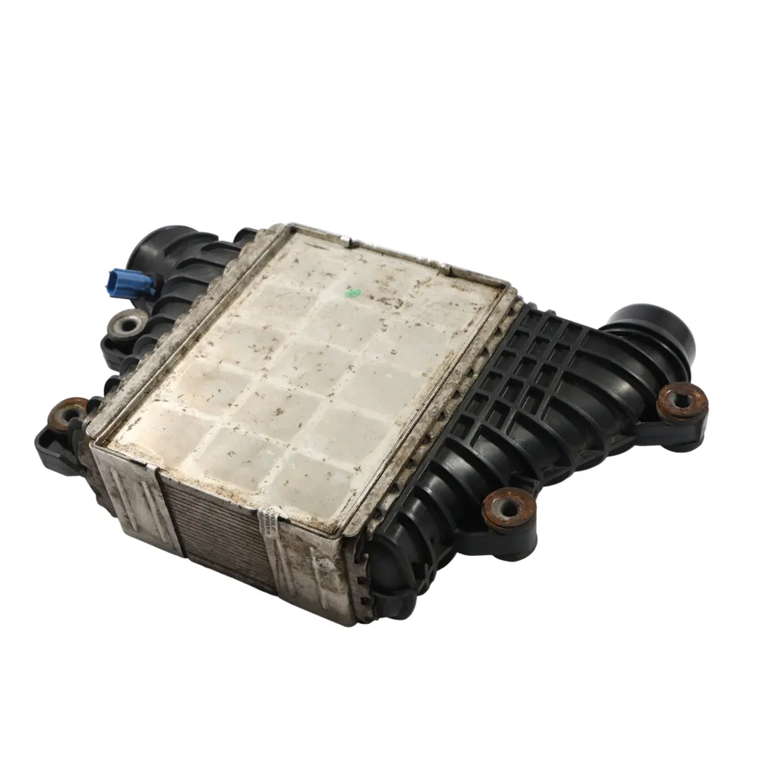 Radiator 2.0 Diesel GJ32-9L440-AB to Land Rover Discovery L550 Air Intercooler with Part number LR072118 Land Rover Discovery L550 Air Intercooler Radiator 2.0 Diesel GJ32-9L440-AB - SKU LR072118 - Part number LR072118