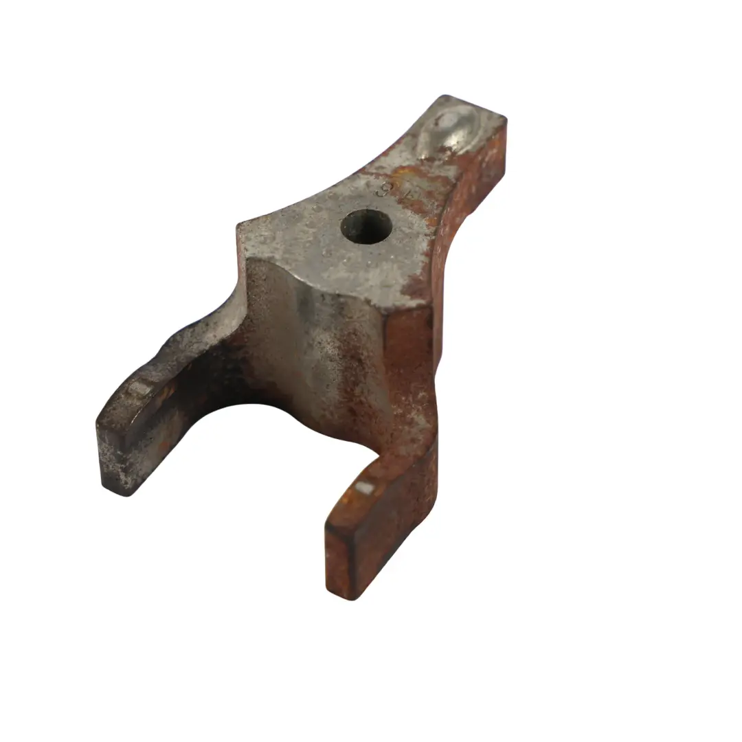 Uchwyty Wtrysków Zestaw x4 2.0 G4D3-6K540-AC do Land Rover Discovery L550 o numerze LR073696 Land Rover Discovery L550 Uchwyty Wtrysków Zestaw x4 2.0 G4D3-6K540-AC - SKU LR073696 - Numer Części LR073696