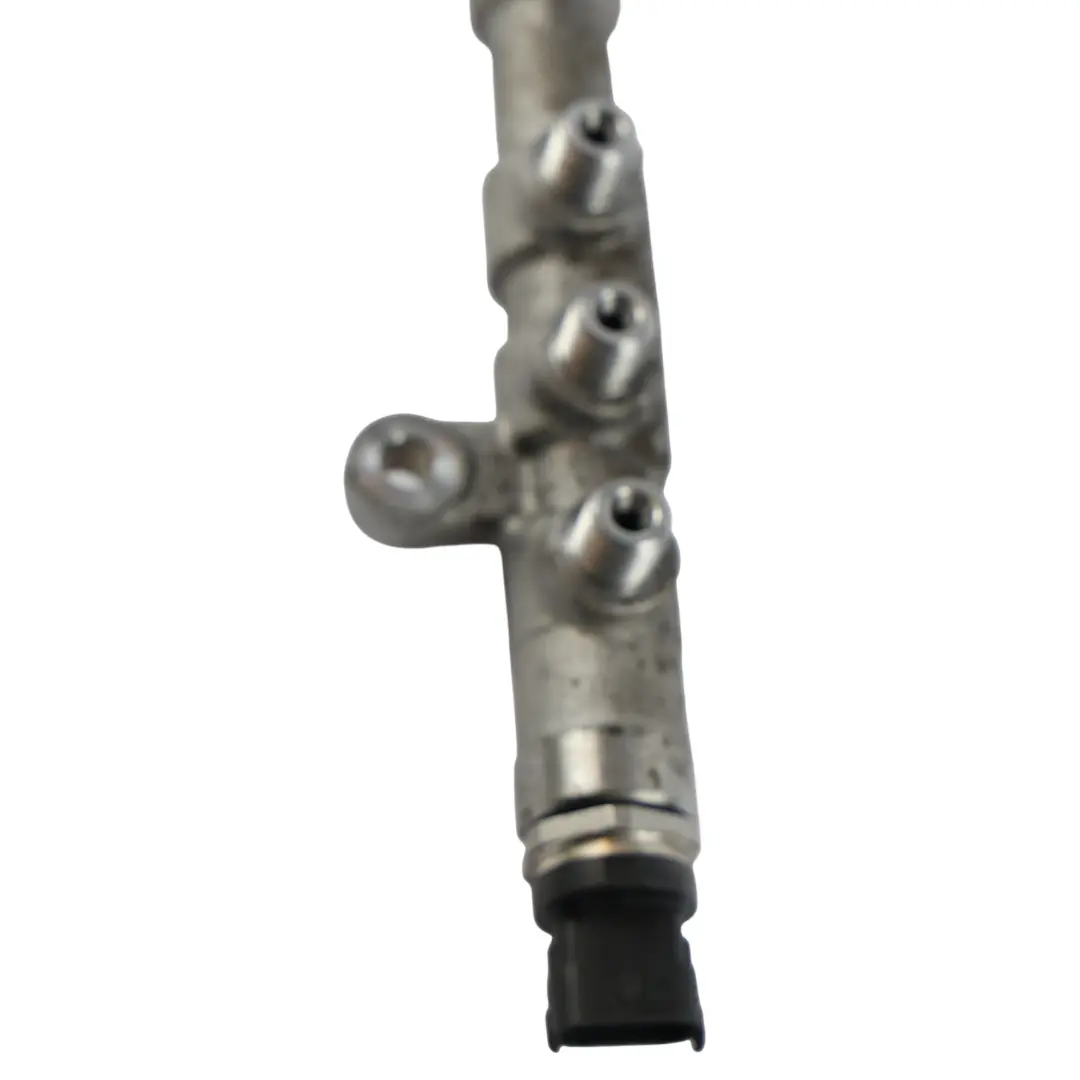 Land Rover Discovery Sport L550 Conduite Injecteur Carburant 2.0 G4D3-2D280-AA - SKU LR073706 - Numéro de pièce LR073706