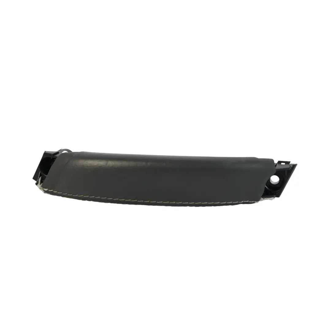 Maniglia Interna Porta Anteriore Posteriore Destra per Land Rover Discovery L550 con numero di parte LR076159 Land Rover Discovery L550 Maniglia Interna Porta Anteriore Posteriore Destra - SKU LR076159 - Numero di parte LR076159