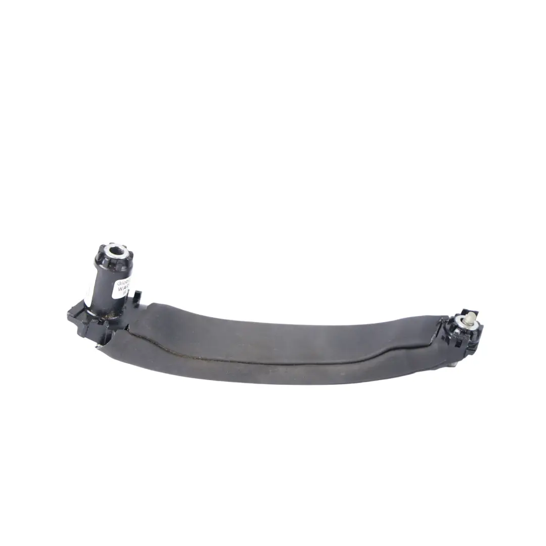 Uchwyt Karty Drzwi Lewy Przód Tył do Land Rover Discovery Sport L550 o numerze LR076161 Land Rover Discovery Sport L550 Uchwyt Karty Drzwi Lewy Przód Tył - SKU LR076161 - Numer Części LR076161