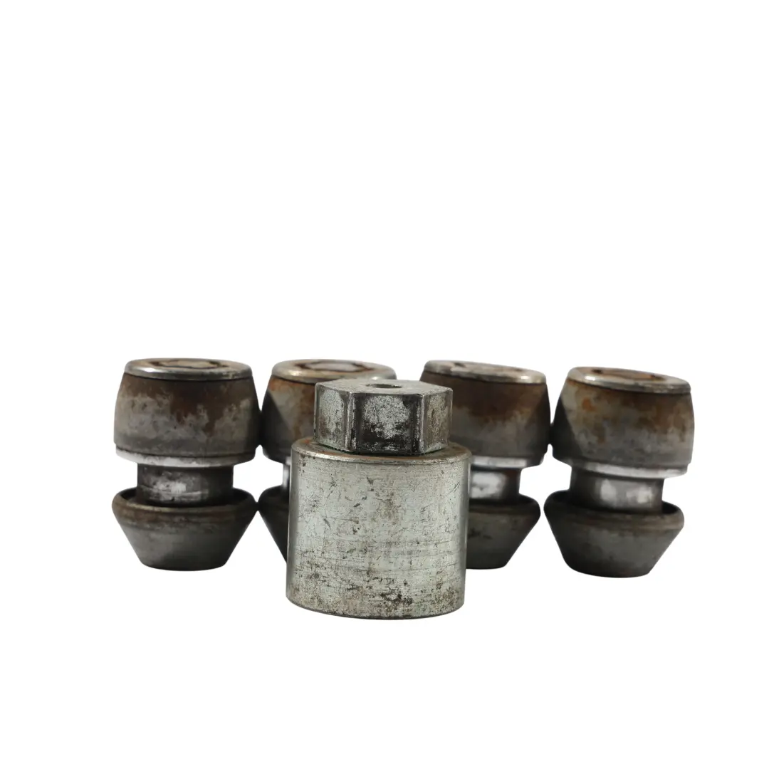Bulloni Ruota Antifurto Viti Dadi Set per Land Rover Discovery L550 con numero di parte LR086417 Land Rover Discovery L550 Bulloni Ruota Antifurto Viti Dadi Set - SKU LR086417 - Numero di parte LR086417