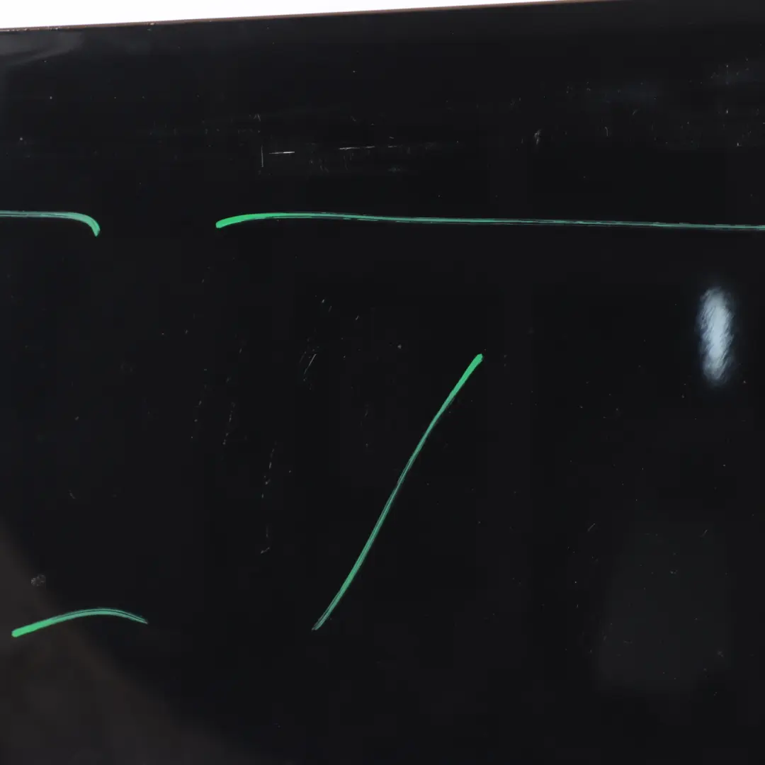 Spoiler Boot Lid Tailgate Cover Black to Land Rover Discovery Sport L550 Rear with Part number LR086820 Land Rover Discovery Sport L550 Rear Spoiler Boot Lid Tailgate Cover Black - SKU LR086820 - Part number LR086820