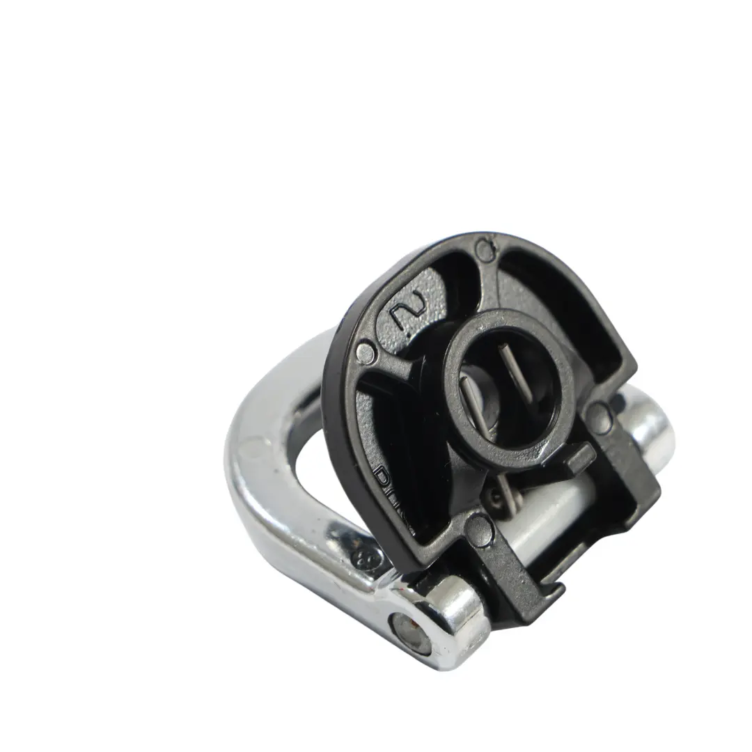 Set Di Passanti Per Il Bagagliaio GPLA-438A26-BA per Land Rover 3 L319 con numero di parte LR088861 Land Rover 3 L319 Set Di Passanti Per Il Bagagliaio GPLA-438A26-BA - SKU LR088861 - Numero di parte LR088861