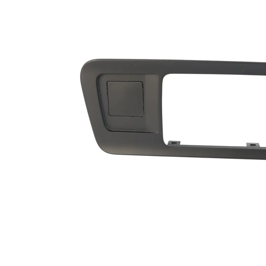 Couvercle D'Enceinte Porte Avant Gauche pour Land Rover Discovery Sport L550 à propos du numéro de pièce LR094055 Land Rover Discovery Sport L550 Couvercle D'Enceinte Porte Avant Gauche - SKU LR094055 - Numéro de pièce LR094055