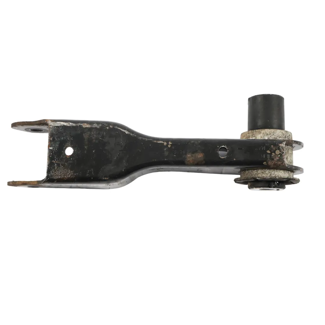 Braccio Di Controllo Sospensione Posteriore Sinistro per Land Rover L550 con numero di parte LR097278 Land Rover L550 Braccio Di Controllo Sospensione Posteriore Sinistro - SKU LR097278 - Numero di parte LR097278