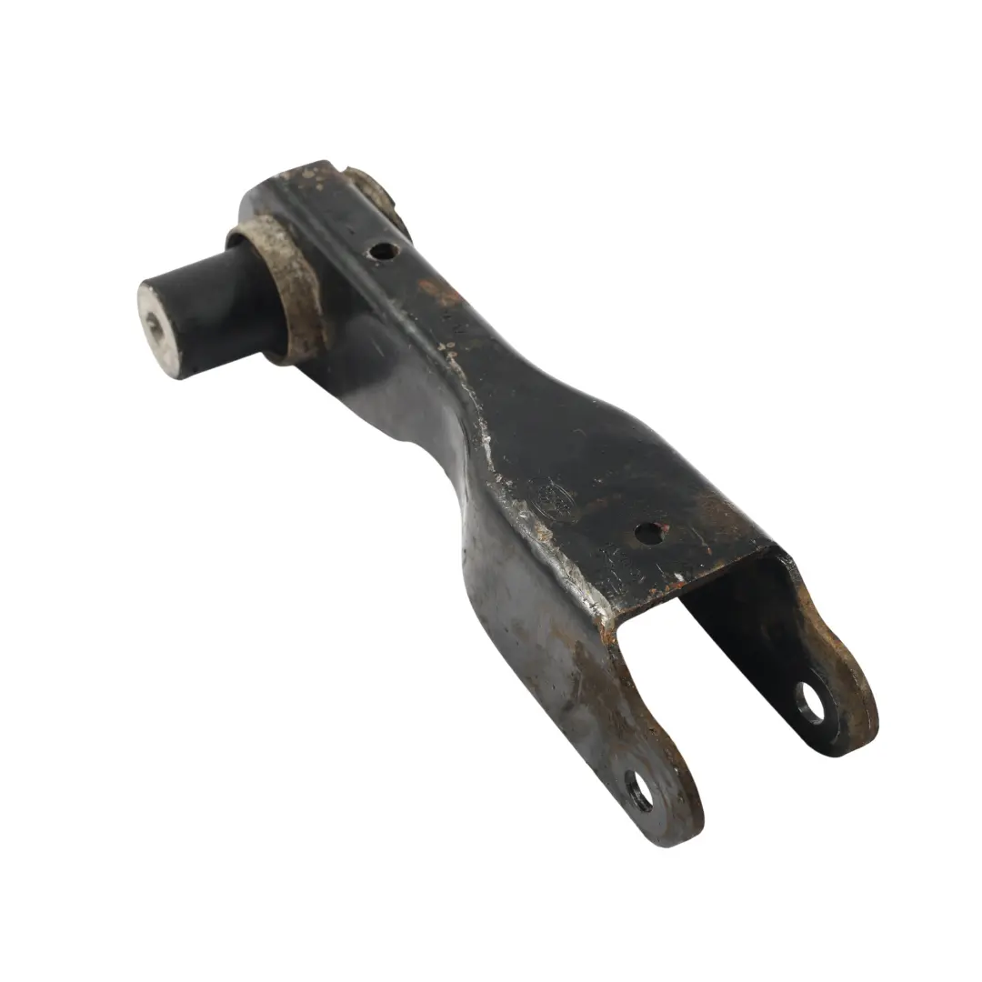 Braccio Di Controllo Sospensione Posteriore Sinistro per Land Rover L550 con numero di parte LR097278 Land Rover L550 Braccio Di Controllo Sospensione Posteriore Sinistro - SKU LR097278 - Numero di parte LR097278