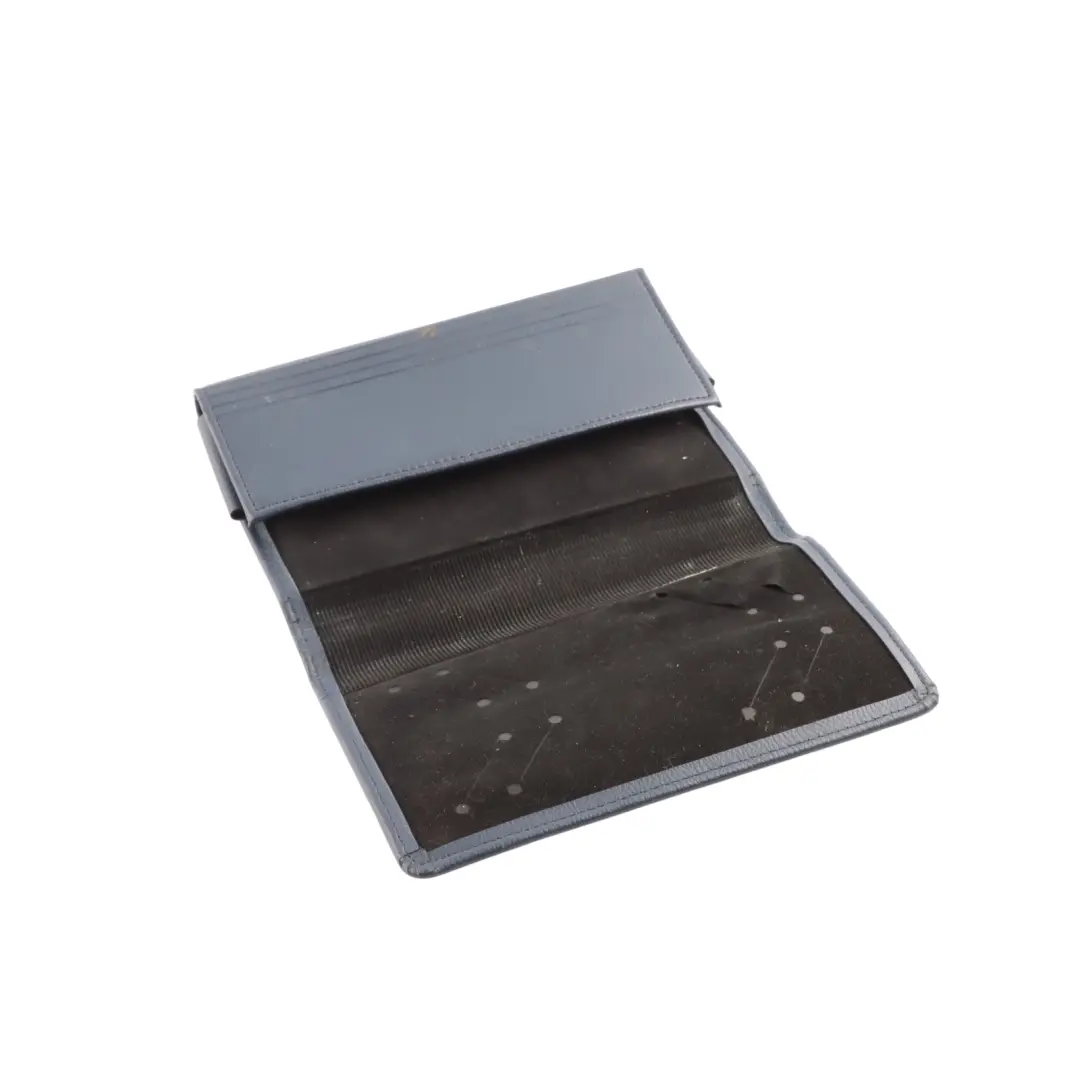 Land Rover Discovery 3 L318 Service Owner's Handbook Pouch Case Set - SKU LRL100253901 - Part number LRL100253901