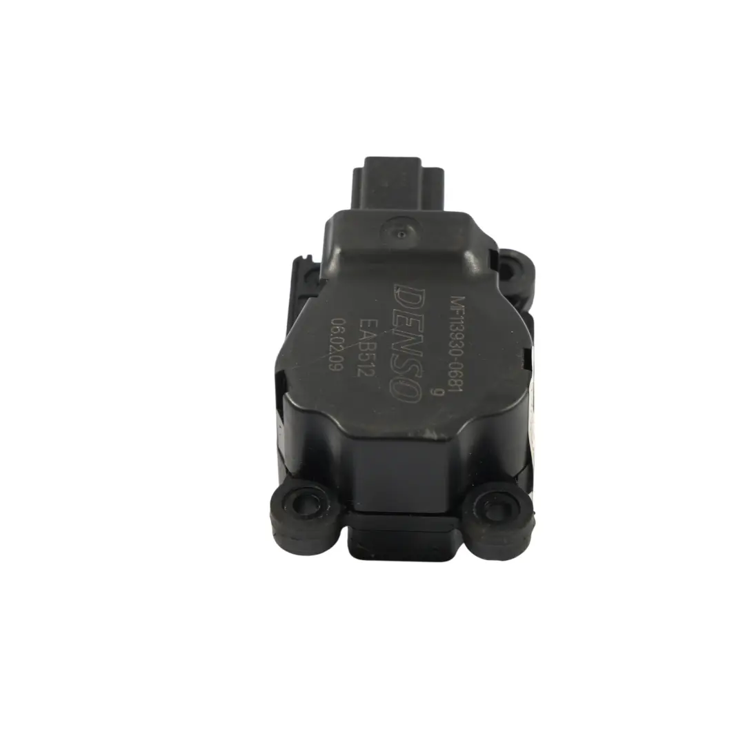 Land Rover Discovery 3 L319 Interior Heater Flap Motor Actuator - SKU MF113930-0681 - Part number MF113930