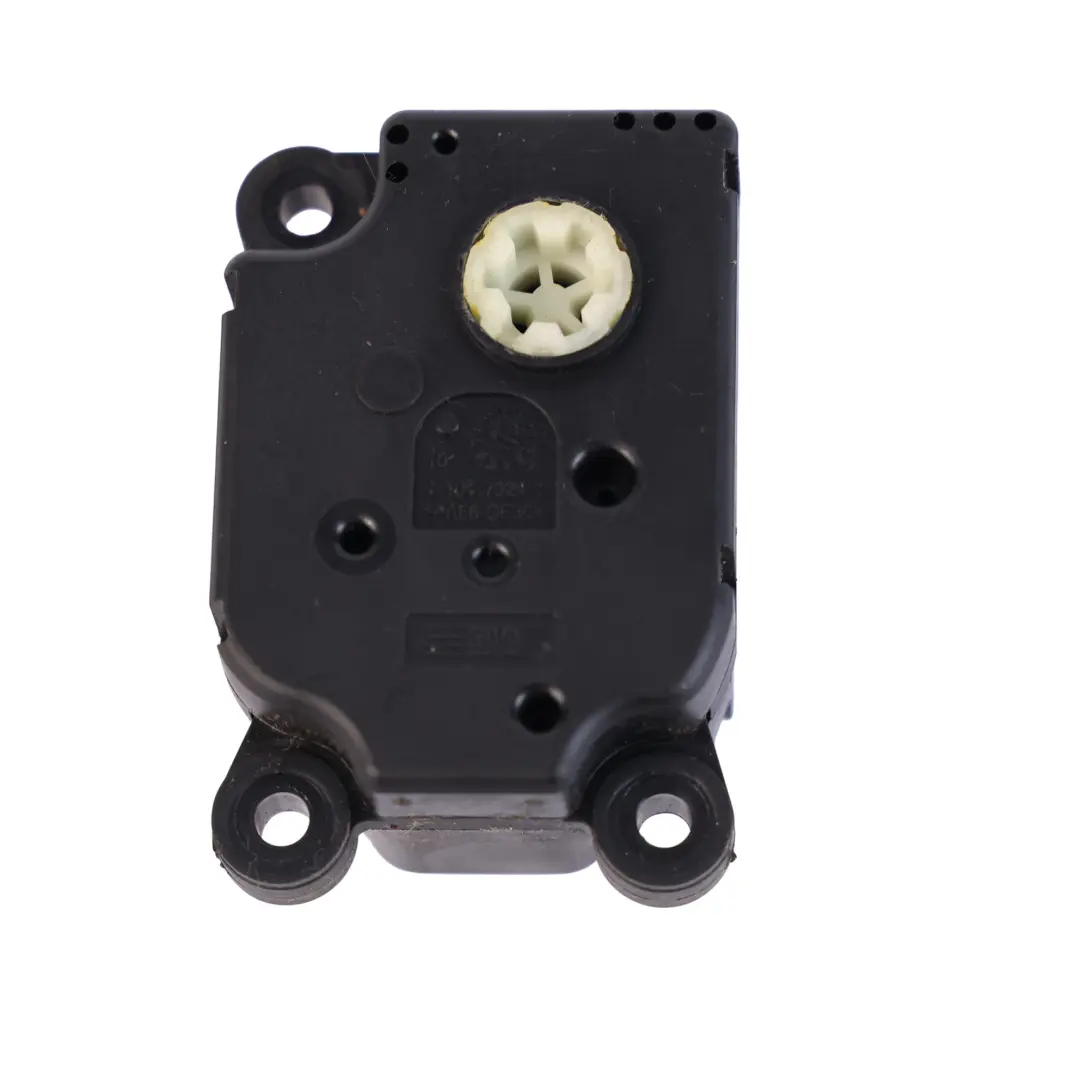 Interior Heater Flap Motor Actuator A to Land Rover Discovery 4 L319 with Part number MF113930 Land Rover Discovery 4 L319 Interior Heater Flap Motor Actuator A - SKU MF113930-1070 - Part number MF113930