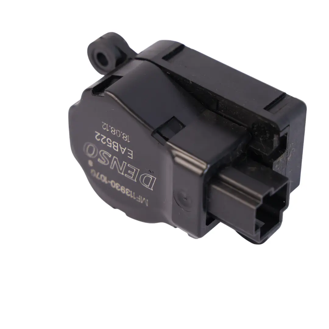 Innenraumheizungsklappen Stellmotor A für Land Rover Discovery 4 L319 mit Teilenummer MF113930 Land Rover Discovery 4 L319 Innenraumheizungsklappen Stellmotor A - SKU MF113930-1070 - Teilenummer MF113930