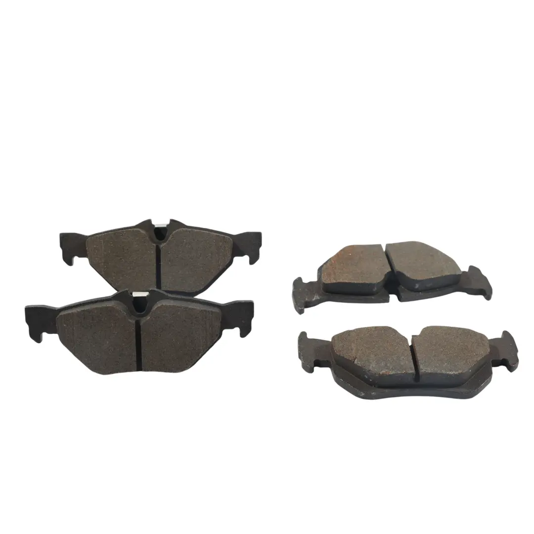 Abtex Plus Juego Pastillas Freno Rueda Trasera para BMW E90 E91 E92 con número de pieza PLU1198 BMW E90 E91 E92 Abtex Plus Juego Pastillas Freno Rueda Trasera - SKU PLU1198 - Número de pieza PLU1198