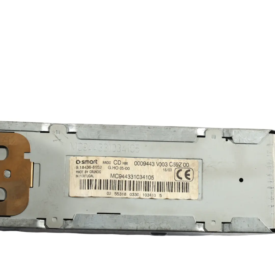 W452 Autoradio Multimédia pour Smart Roadster à propos du numéro de pièce Q0009443V003 Smart Roadster W452 Autoradio Multimédia - SKU Q0009443V003 - Numéro de pièce Q0009443V003