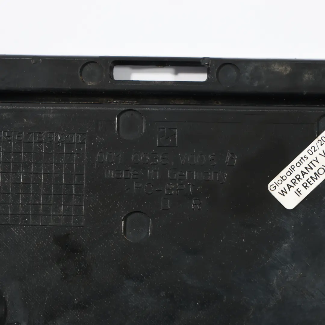 W452 Roadster Rear Bumper Grille Trim Cover Right O/S to Smart with Part number Q0010036V005000000 Smart W452 Roadster Rear Bumper Grille Trim Cover Right O/S - SKU Q0010036V005000000 - Part number Q0010036V005000000