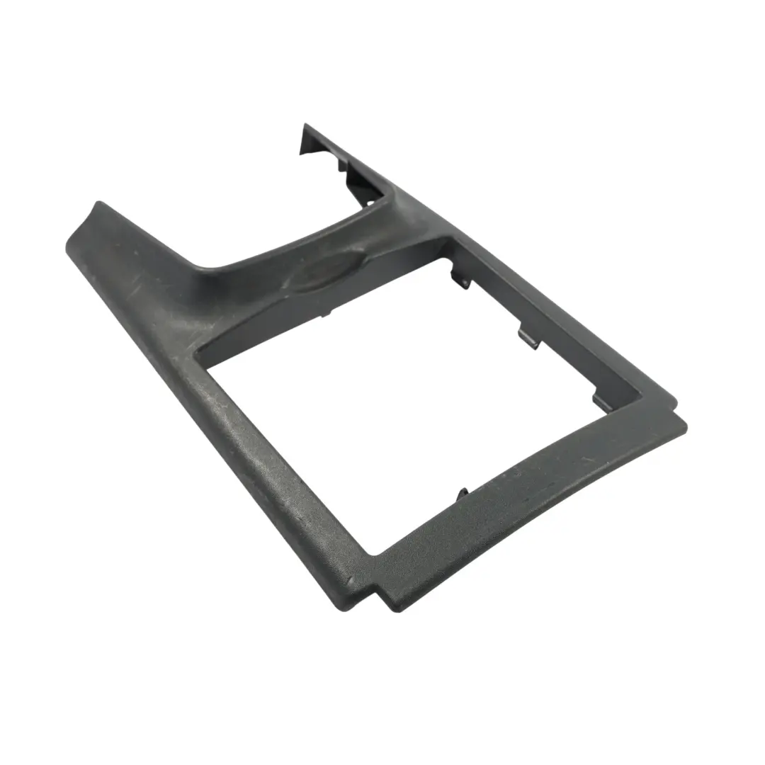 W452 Osłona Panel Konsoli Środkowej do Smart Roadster o numerze Q0013108V004 Smart Roadster W452 Osłona Panel Konsoli Środkowej - SKU Q0013108V004 - Numer Części Q0013108V004