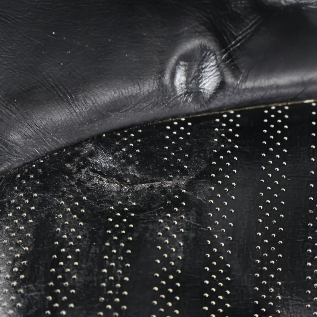 Komplet Foteli Przód Tył Grzane Czarna Skóra do Mini Cooper One R57 o numerze R57-SEATS-SPORT-LEATHER-SET-T8E1 Mini Cooper One R57 Komplet Foteli Przód Tył Grzane Czarna Skóra - SKU R57-SEATS-SPORT-LEATHER-SET-T8E1-3 - Numer Części R57-SEATS-SPORT-LEATHER-SET-T8E1