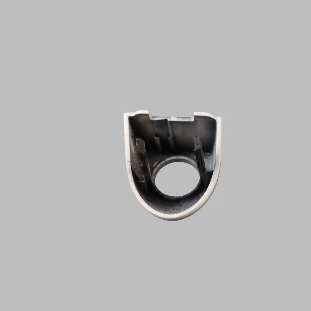 Front Handle Lock Cylinder Right O/S Alpinweiss 300 to BMW E81 E87 LCI with Part number 0392528 BMW E81 E87 LCI Front Handle Lock Cylinder Right O/S Alpinweiss 300 - SKU RHD-0392528-AW - Part number 0392528