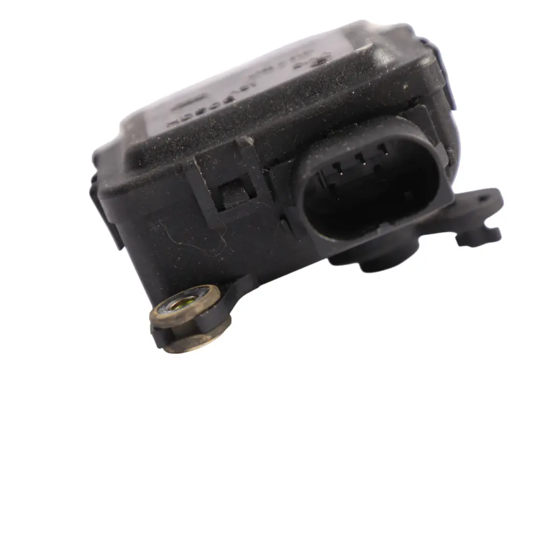 Cabin Air Flap Motor Actuator to Porsche Carrera 996 with Part number 1J2907511B Porsche Carrera 996 Cabin Air Flap Motor Actuator - SKU RHD-1J2907511B - Part number 1J2907511B