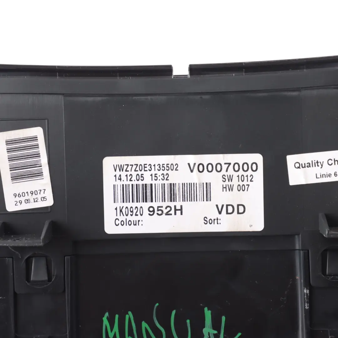 Mk5 1K Instrument Cluster Speedo Meter Clocks Petrol Manual to VW Golf with Part number 1K0920952H VW Golf Mk5 1K Instrument Cluster Speedo Meter Clocks Petrol Manual - SKU RHD-1K0920952H - Part number 1K0920952H