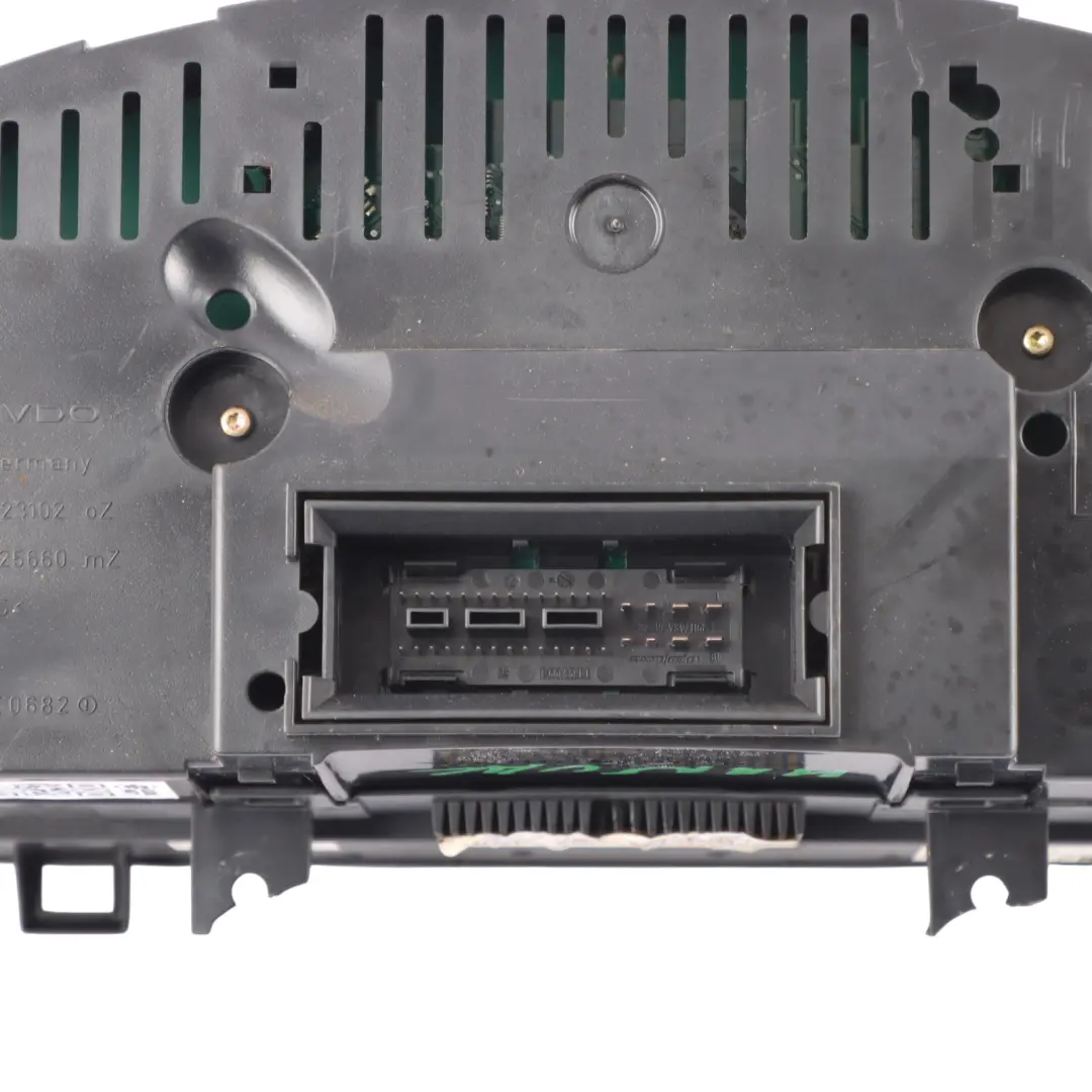 Mk5 Petrol Instrument Cluster Speedo Clocks Manual to Volkswagen Golf GTI with Part number 1K6920962 Volkswagen Golf GTI Mk5 Petrol Instrument Cluster Speedo Clocks Manual - SKU RHD-1K6920962 - Part number 1K6920962