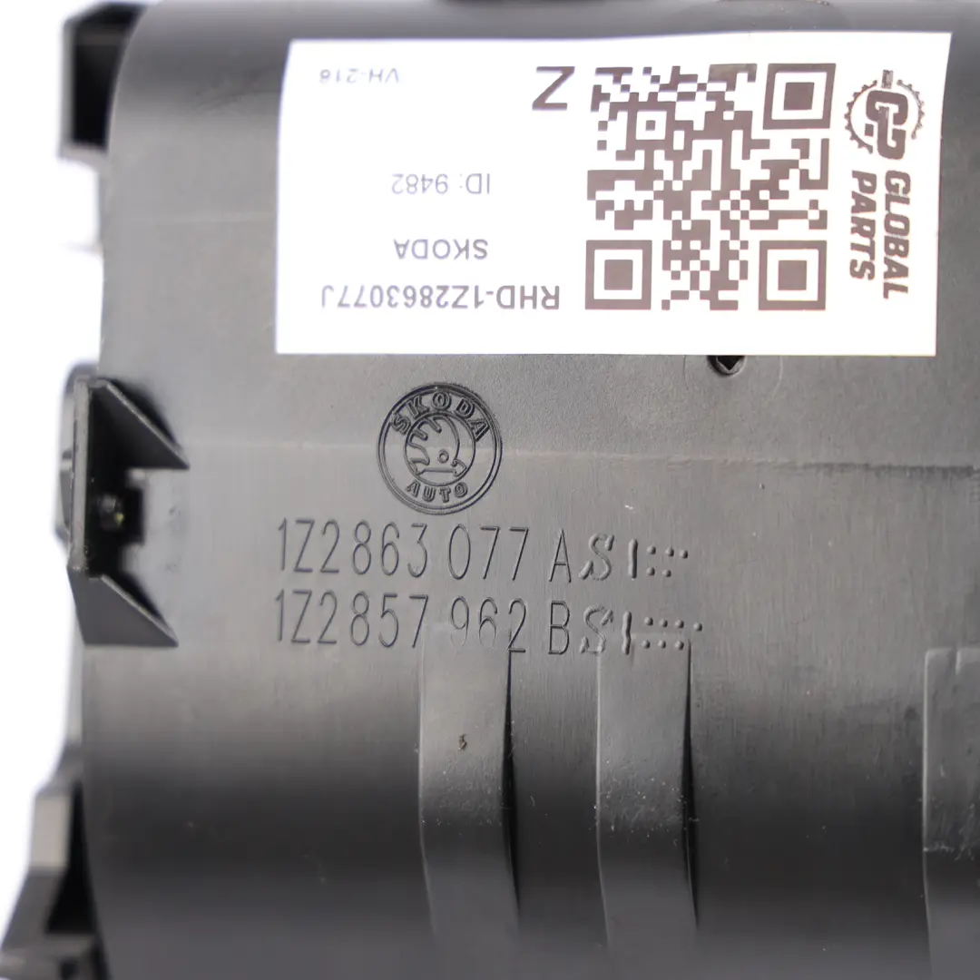 Mk2 Storage Tray Centre Console Brushed Aluminium to Skoda Octavia with Part number 1Z2863077J Skoda Octavia Mk2 Storage Tray Centre Console Brushed Aluminium - SKU RHD-1Z2863077J - Part number 1Z2863077J