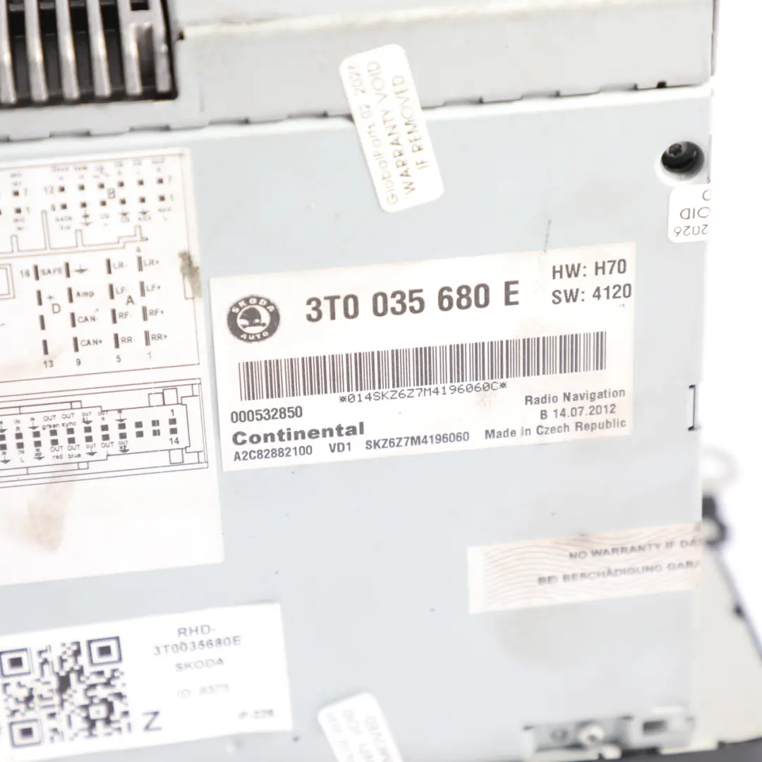 1Z Columbus Radio Screen Navigation Head Unit to Skoda Octavia RS with Part number 3T0035680E Skoda Octavia RS 1Z Columbus Radio Screen Navigation Head Unit - SKU RHD-3T0035680E - Part number 3T0035680E
