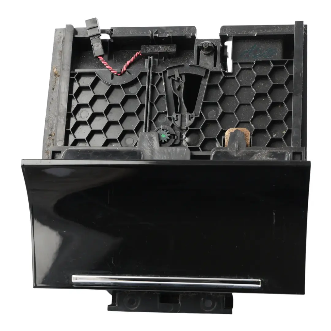 Skoda Superb 3V Stowage Storage Compartment Ashtray Lighter USB - SKU RHD-3V2863077A - Part number 3V2863077A