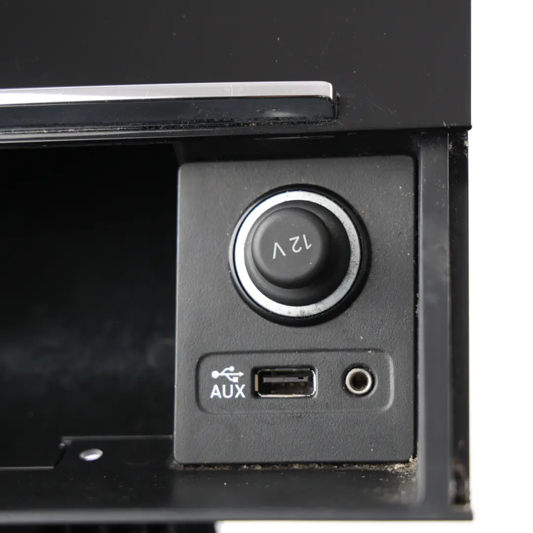 3V Stowage Storage Compartment Ashtray Lighter USB to Skoda Superb with Part number 3V2863077A Skoda Superb 3V Stowage Storage Compartment Ashtray Lighter USB - SKU RHD-3V2863077A - Part number 3V2863077A