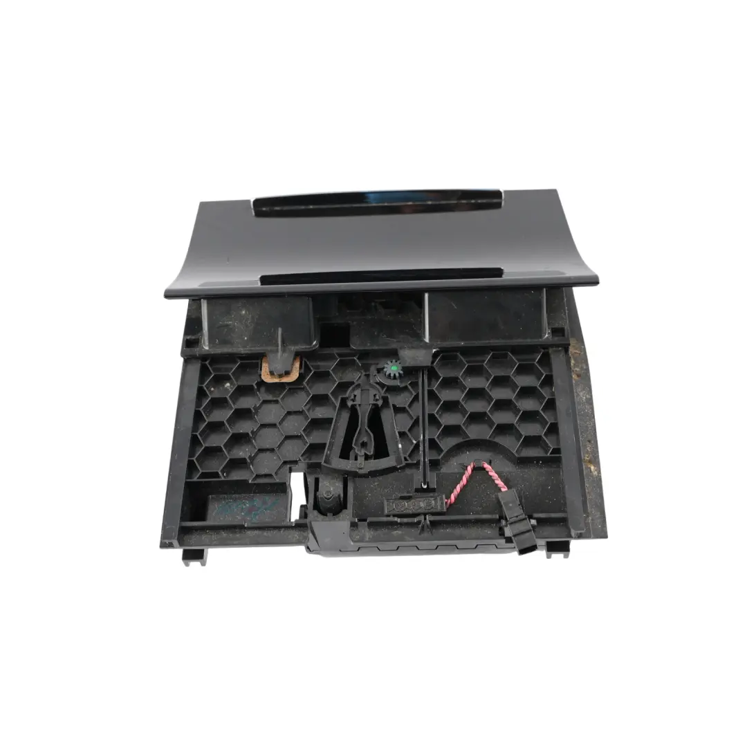 Skoda Superb 3V Stowage Storage Compartment Ashtray Lighter USB - SKU RHD-3V2863077A - Part number 3V2863077A