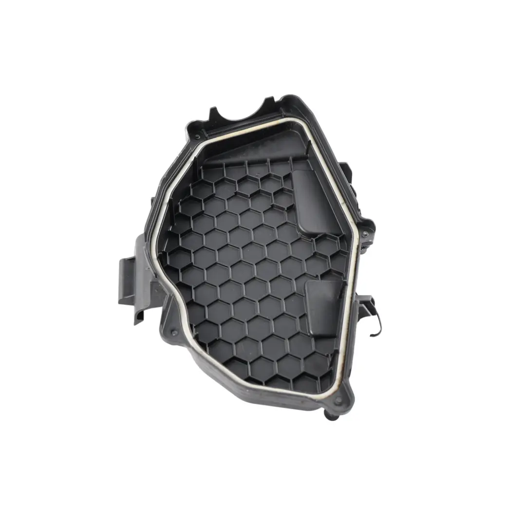 Fuse Box ECU Cover Casing Housing 4.0 TFSI CRDB to Audi RS6 C7 Engine with Part number 4G2907613B Audi RS6 C7 Engine Fuse Box ECU Cover Casing Housing 4.0 TFSI CRDB - SKU RHD-4G2907613B - Part number 4G2907613B