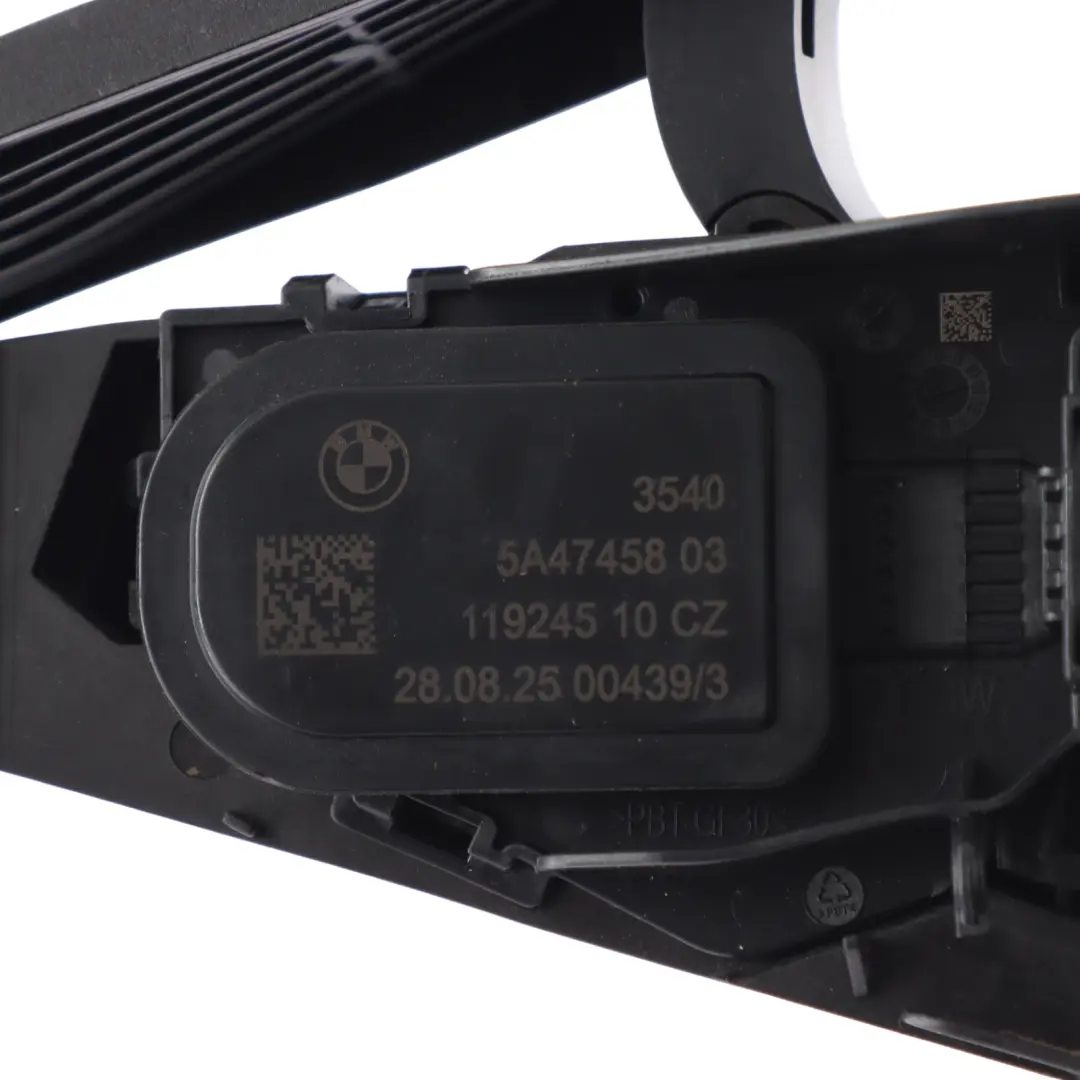 F74 Gran Coupé Throttle Pedal Accelerator Gas Pedal to BMW with Part number 5A47458 BMW F74 Gran Coupé Throttle Pedal Accelerator Gas Pedal - SKU RHD-5A47458 - Part number 5A47458