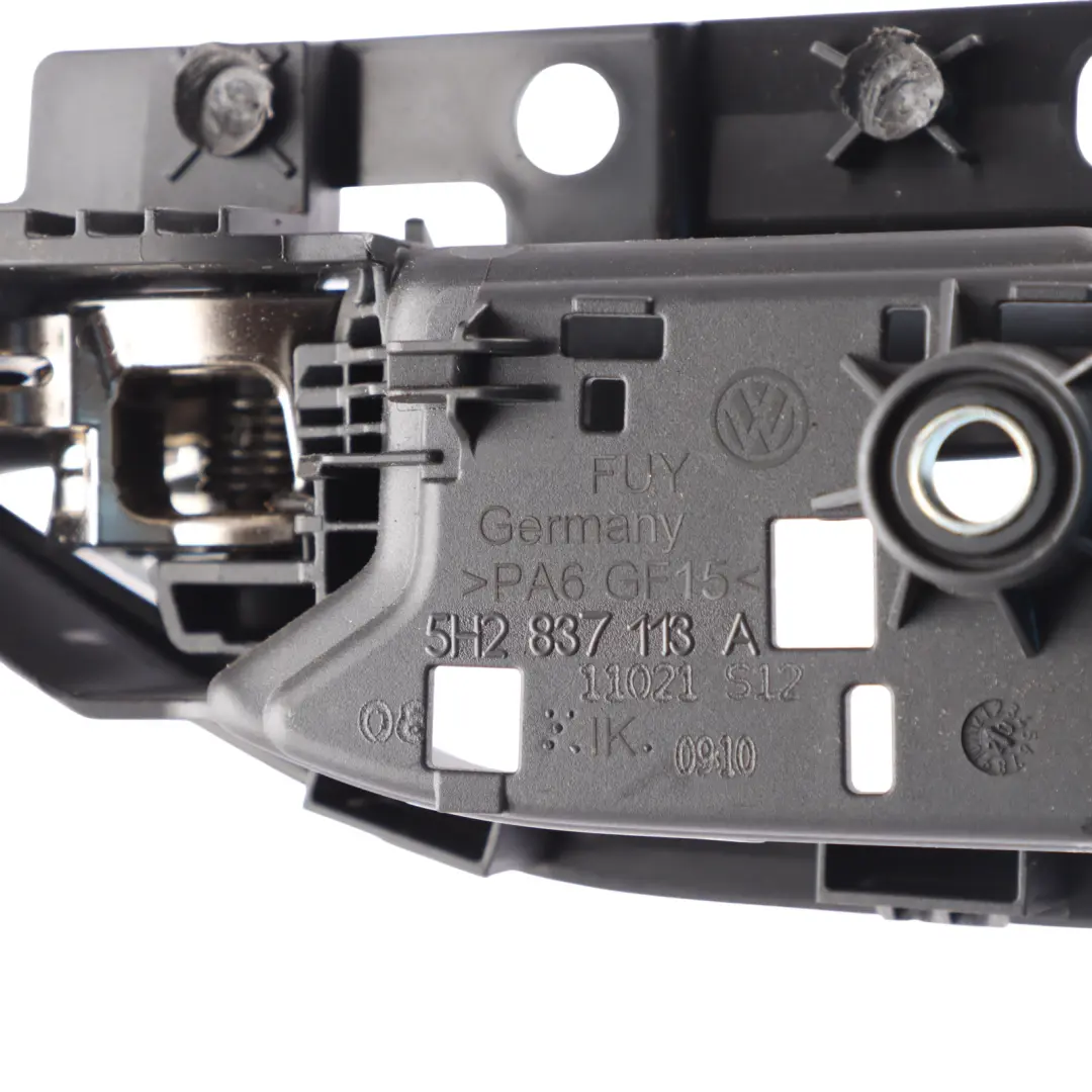 Mk8 Front Door Handle Pull Actuator Inner Left N/S to Volkswagen Golf with Part number 5H2837113A Volkswagen Golf Mk8 Front Door Handle Pull Actuator Inner Left N/S - SKU RHD-5H2837113A - Part number 5H2837113A