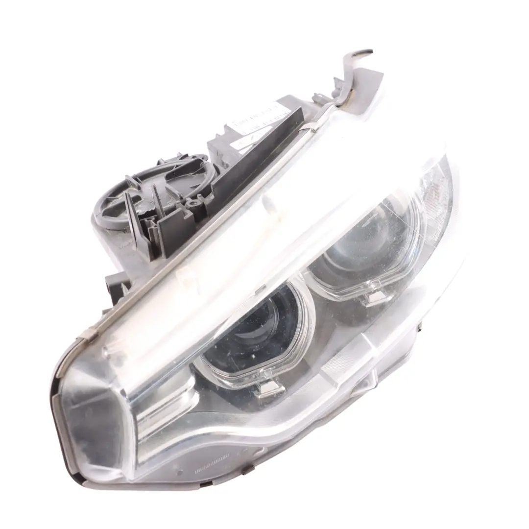 Headlamp Headlight AKL Xenon Left N/S 7424109 to BMW F32 F33 F80 F82 F83 with Part number 7377847 BMW F32 F33 F80 F82 F83 Headlamp Headlight AKL Xenon Left N/S 7424109 - SKU RHD-7424109-3 - Part number 7377847