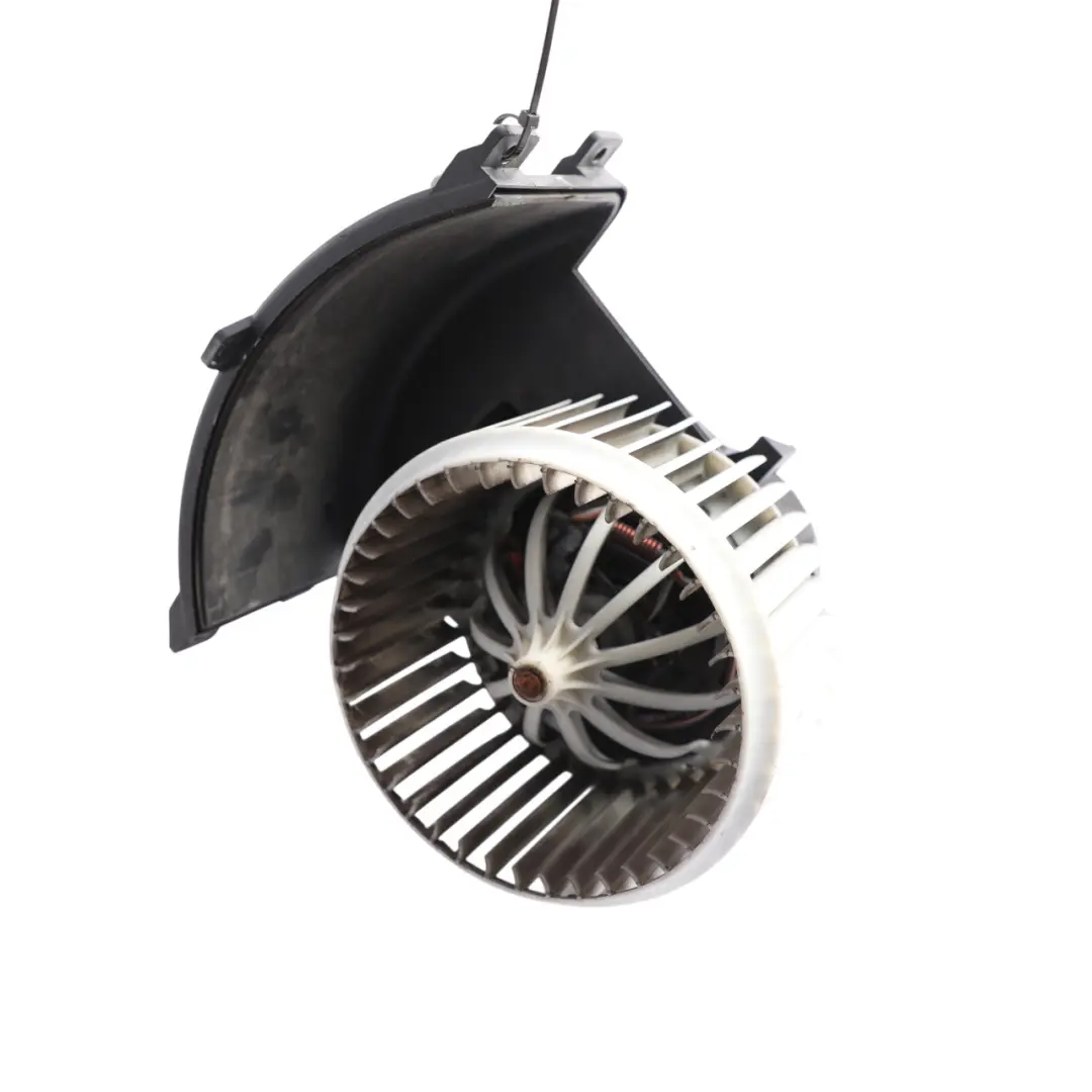 Heater Blower Motor Fan to Volkswagen VW Transporter T5 with Part number 7E2820021 Volkswagen VW Transporter T5 Heater Blower Motor Fan - SKU RHD-7E2820021 - Part number 7E2820021