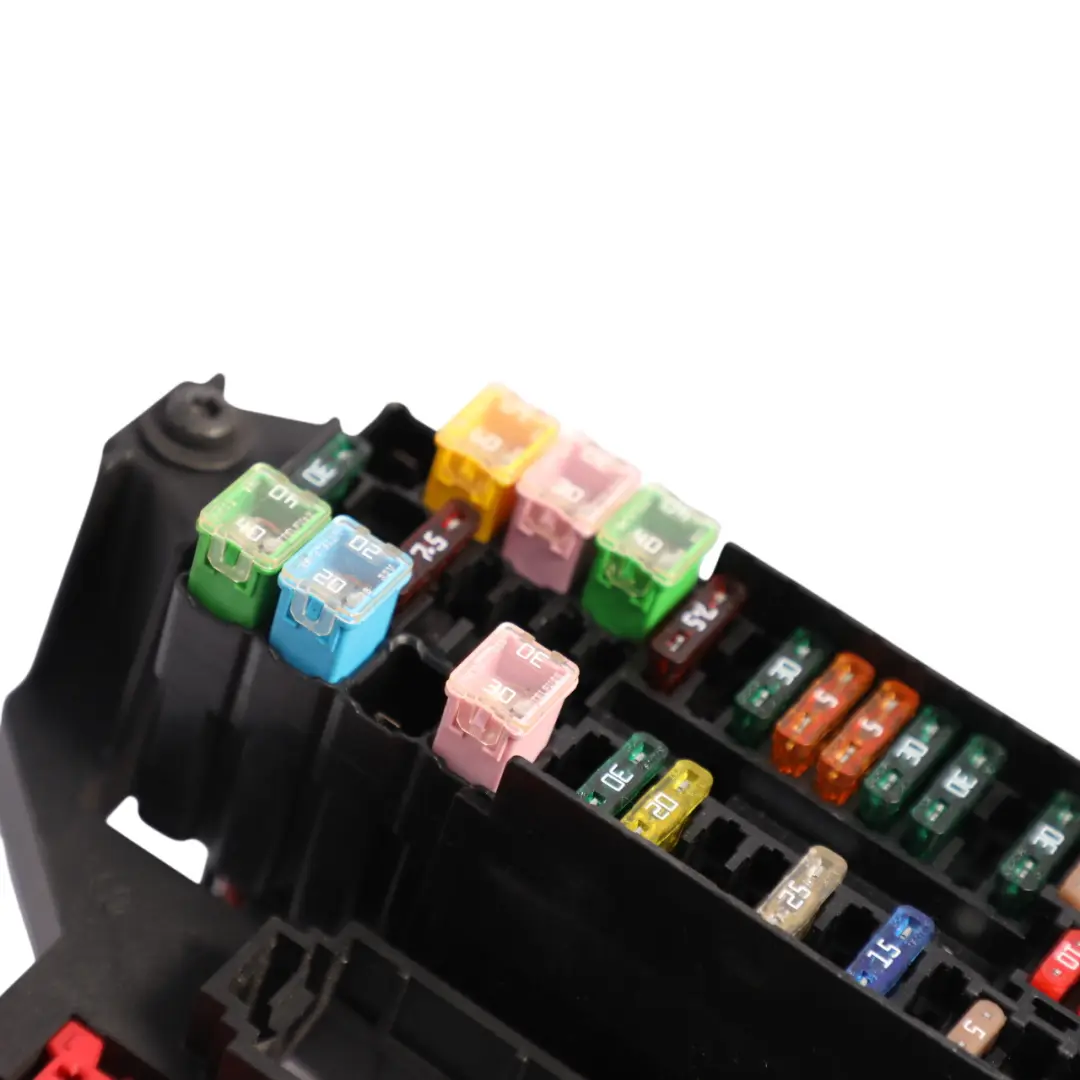 Plate Fuse Box Mounting Retainer to Volkswagen Transporter T6 Relay with Part number 7E2919317 Volkswagen Transporter T6 Relay Plate Fuse Box Mounting Retainer - SKU RHD-7E2919317 - Part number 7E2919317