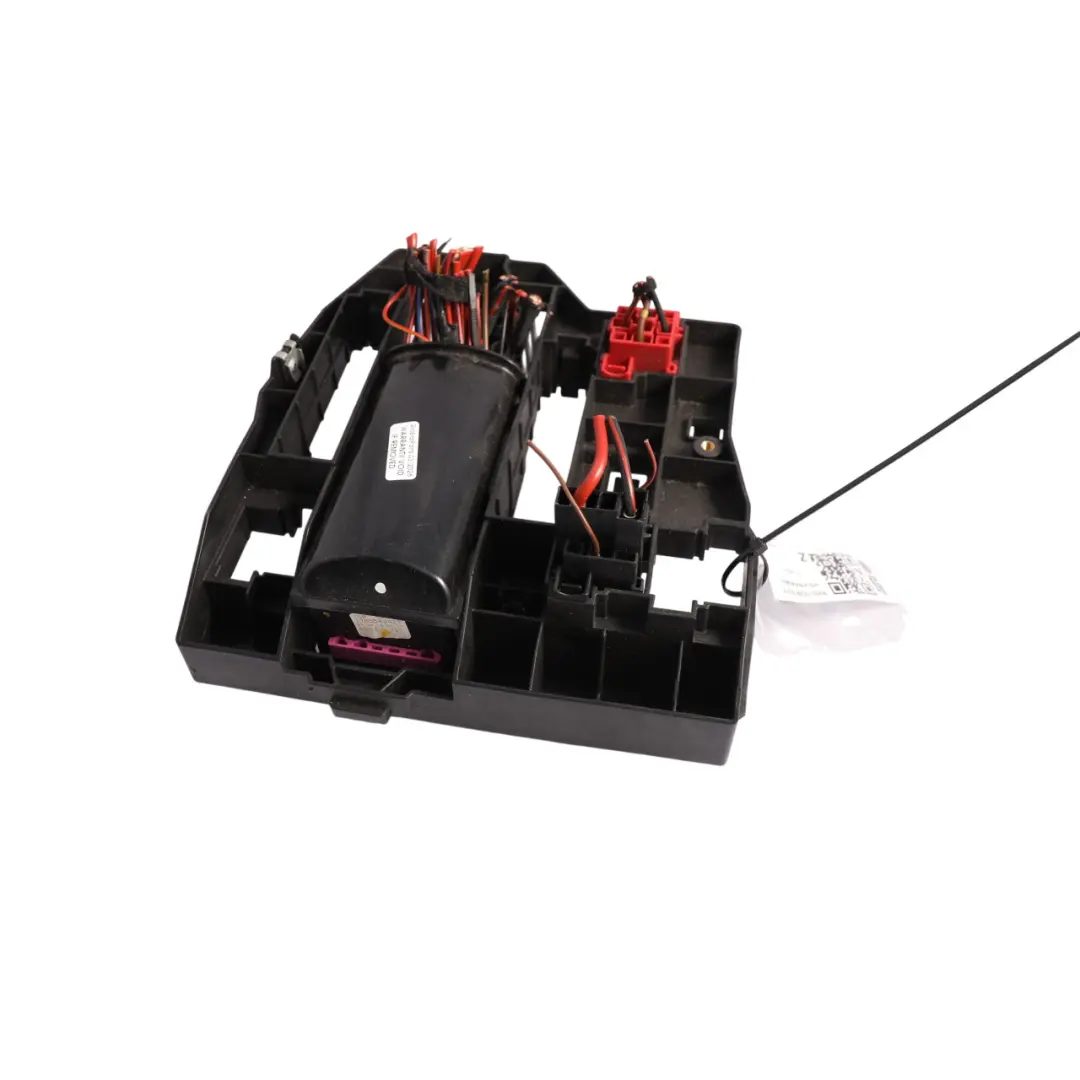 Plate Fuse Box Mounting Retainer to Volkswagen Transporter T6 Relay with Part number 7E2919317 Volkswagen Transporter T6 Relay Plate Fuse Box Mounting Retainer - SKU RHD-7E2919317 - Part number 7E2919317