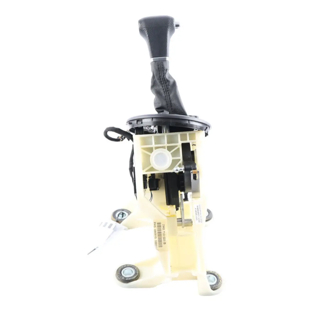 Gearbox Shift Selector Lever Mechanism to VW Transporter T5 Automatic with Part number 7H0713025B VW Transporter T5 Automatic Gearbox Shift Selector Lever Mechanism - SKU RHD-7H0713025B - Part number 7H0713025B